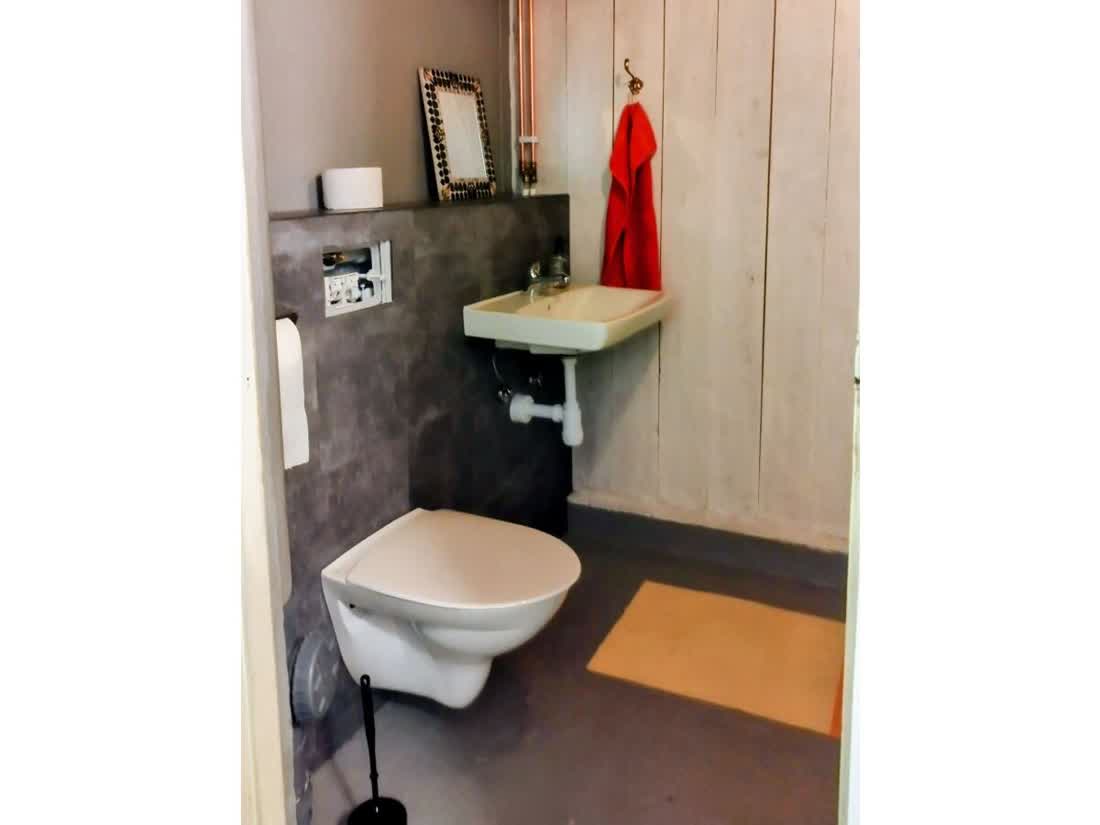 Zusätzliche Toilette im Keller von Ullevi